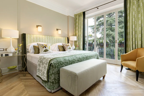 ローマの最高級ホテル1-2